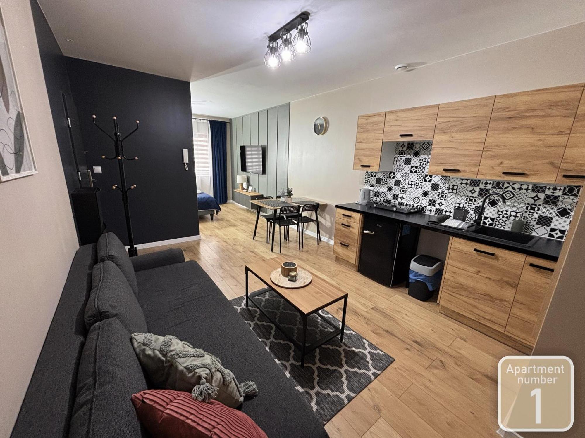 Apartamenty Przy Deptaku W Radomiu ภายนอก รูปภาพ